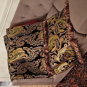 NEW beautiful  throw